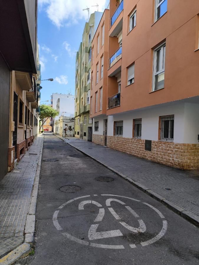 Apartamento Playa Recreo Little Apartments Кадис Екстериор снимка